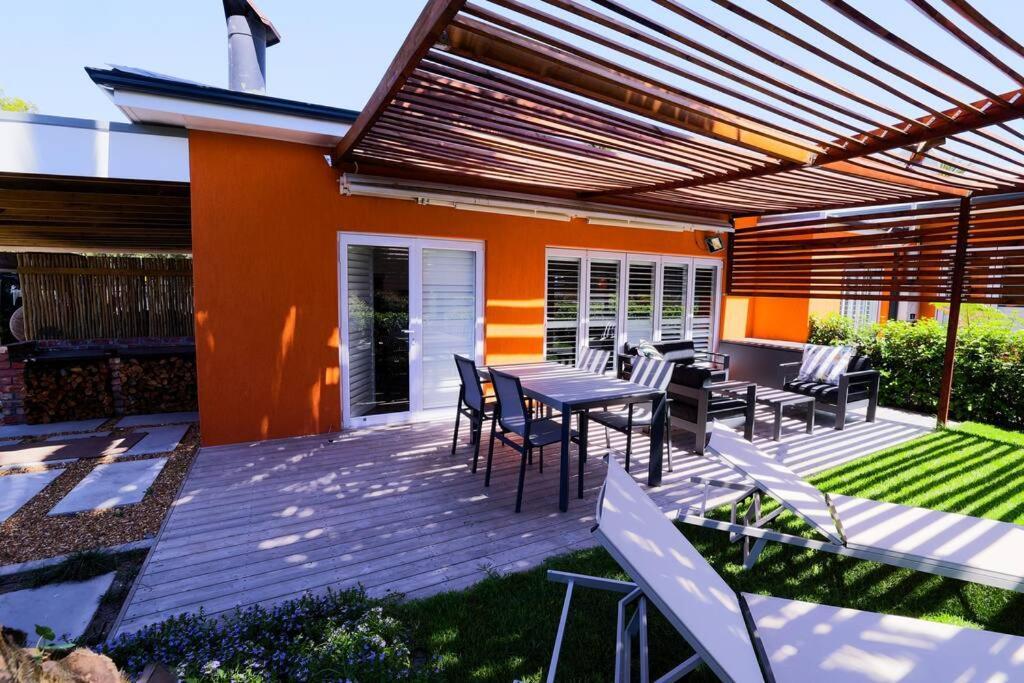 Garten Wohnung Mit Pool, 2 Schlafzimmer 케이프타운 외부 사진
